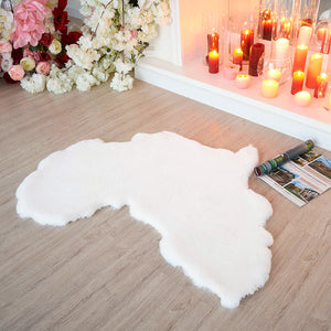 White Map of Africa Luxurious Faux Fur Rug/Throw