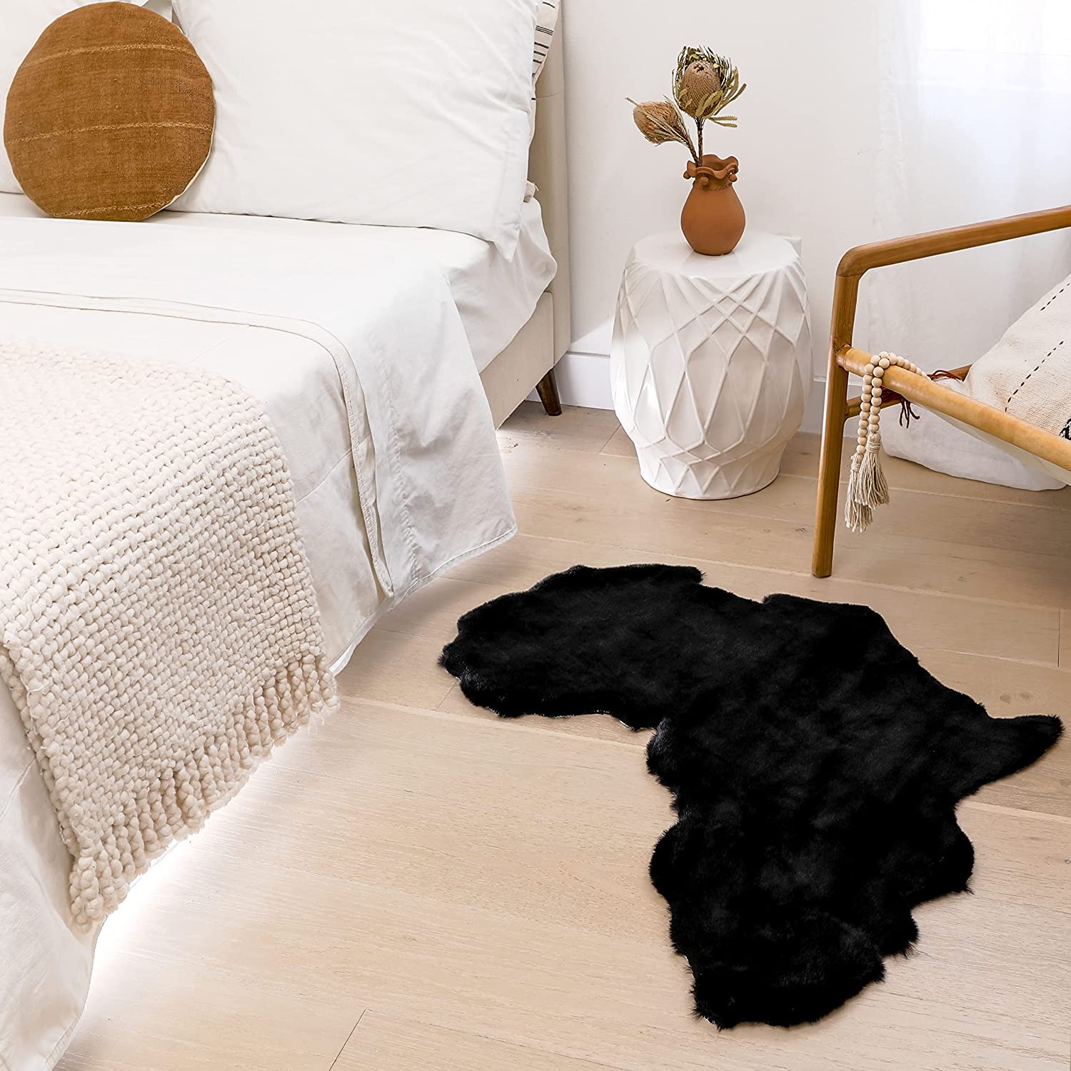 Black Map of Africa Luxurious Faux Fur Rug/Throw